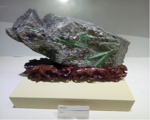 浴室情欲HD三级