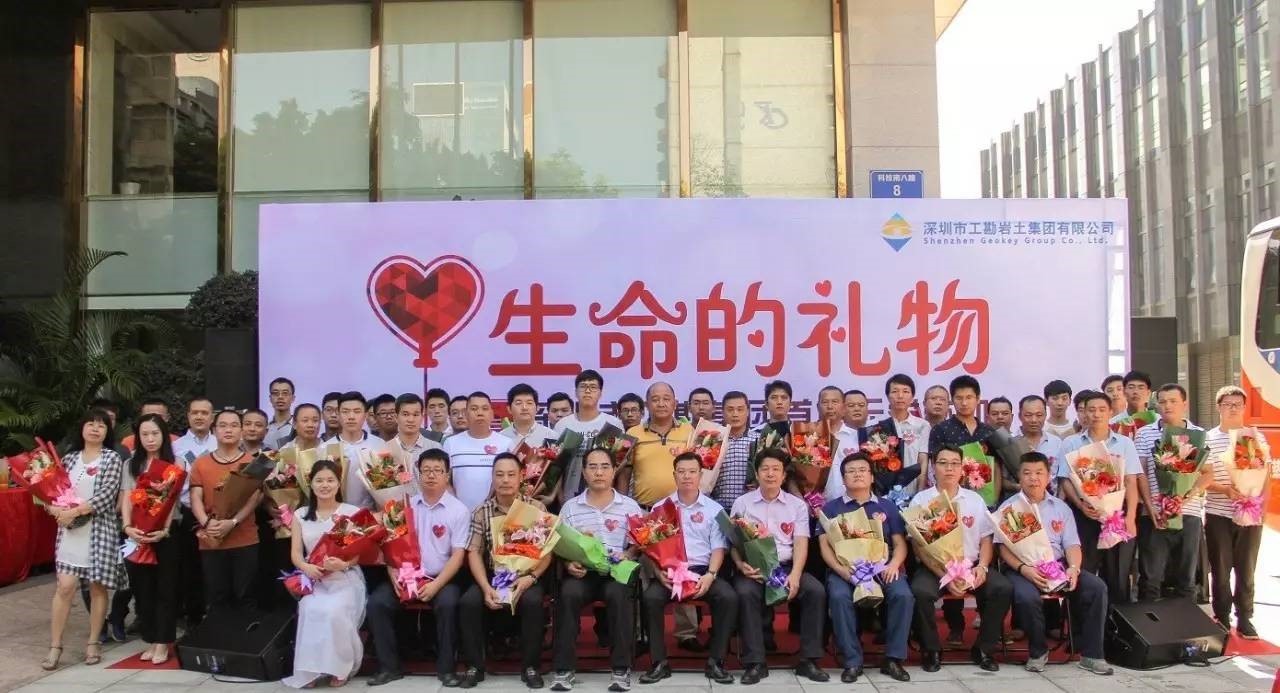 浴室情欲HD三级