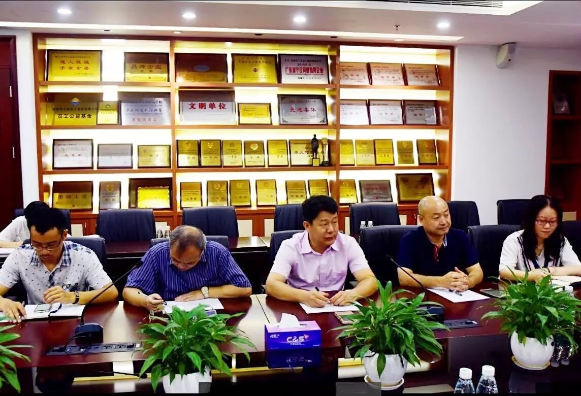 浴室情欲HD三级