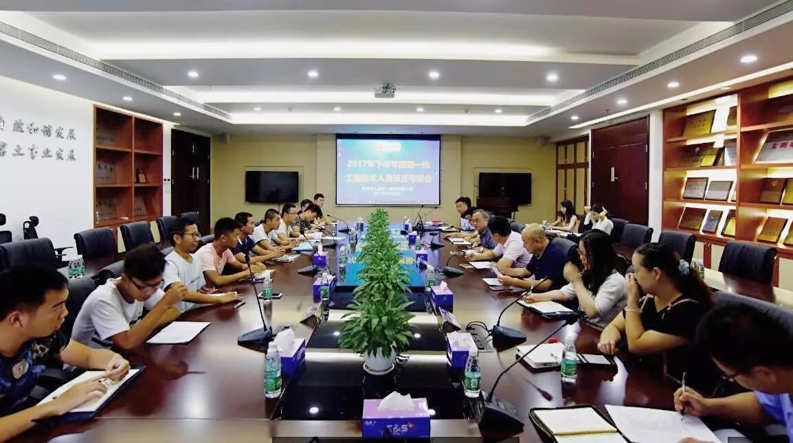 浴室情欲HD三级