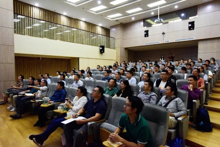 浴室情欲HD三级