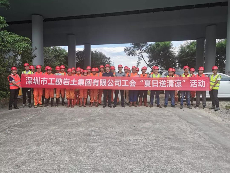 浴室情欲HD三级