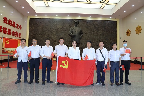 浴室情欲HD三级