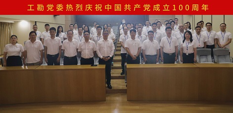 浴室情欲HD三级