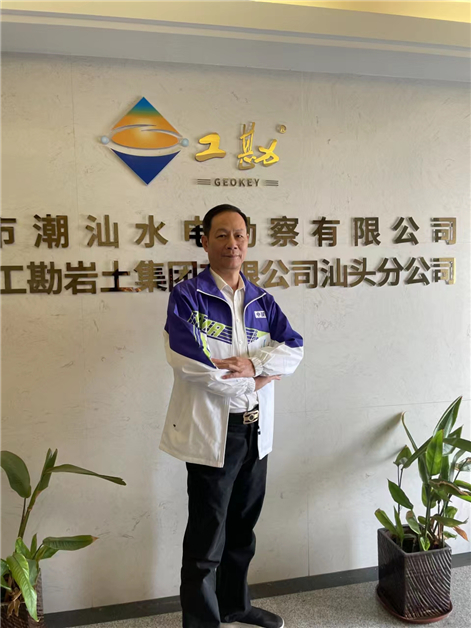 浴室情欲HD三级