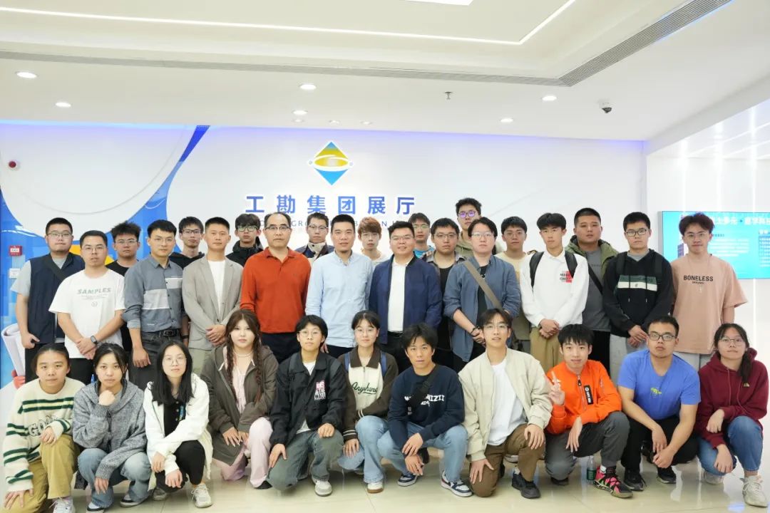 浴室情欲HD三级