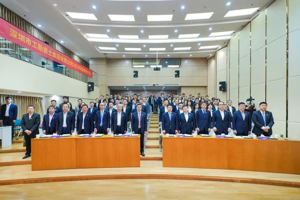 浴室情欲HD三级