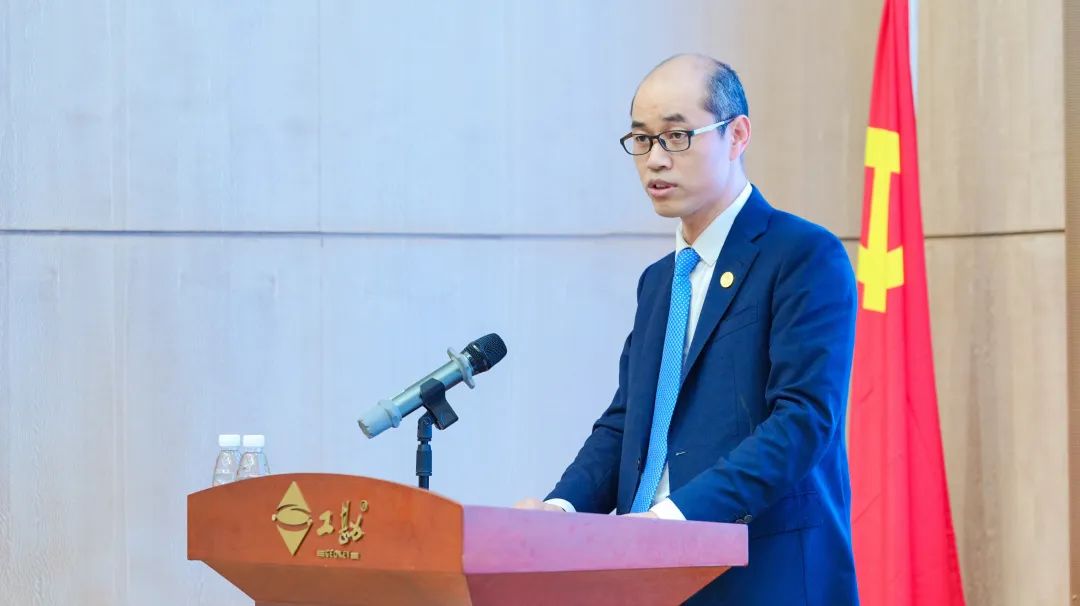 浴室情欲HD三级