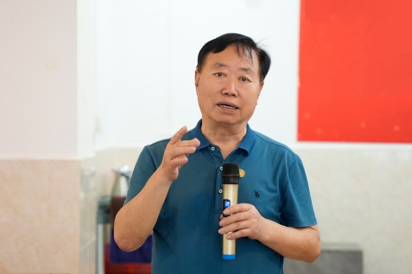 浴室情欲HD三级