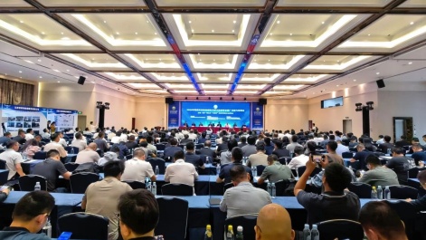 浴室情欲HD三级